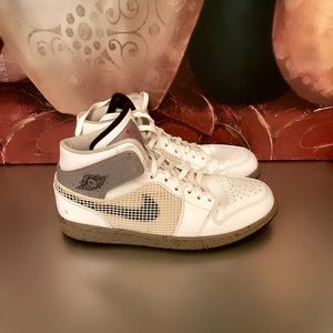 Men shoes, white, size 11